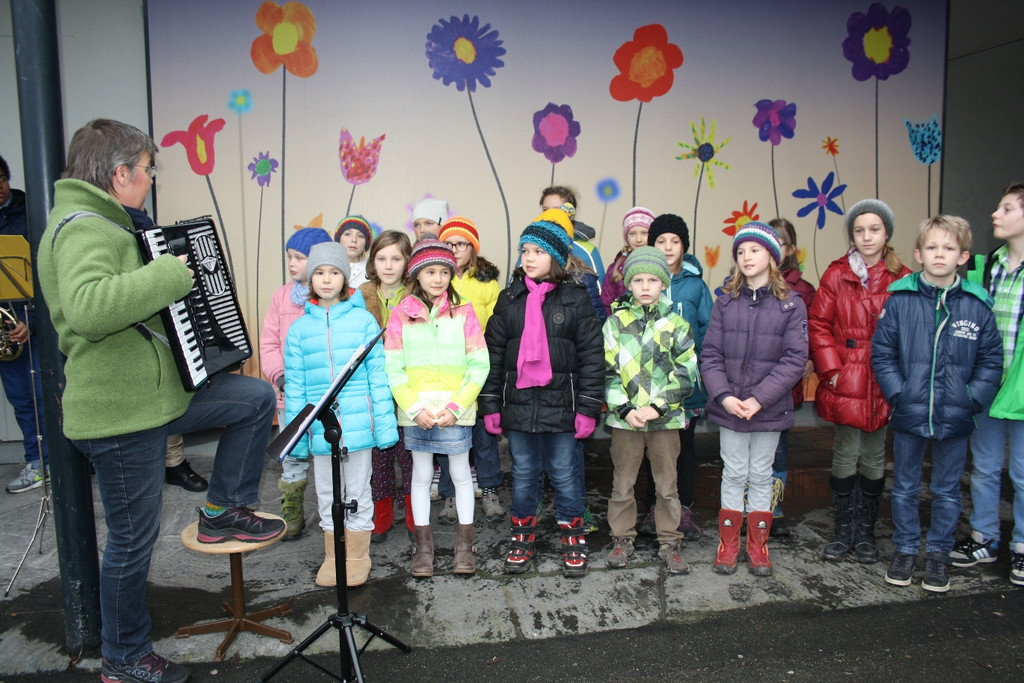 Volksschule Wandgestaltung Feier 2014 _17_.JPG