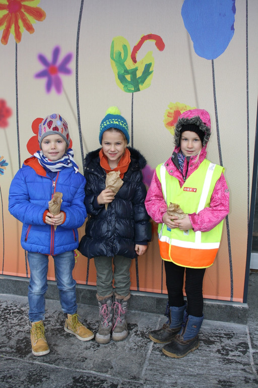 Volksschule Wandgestaltung Feier 2014 _6_.JPG