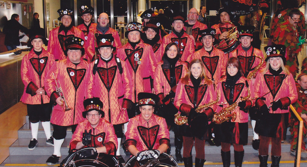 2011Gruppenfoto_Salzburg_klein.jpg