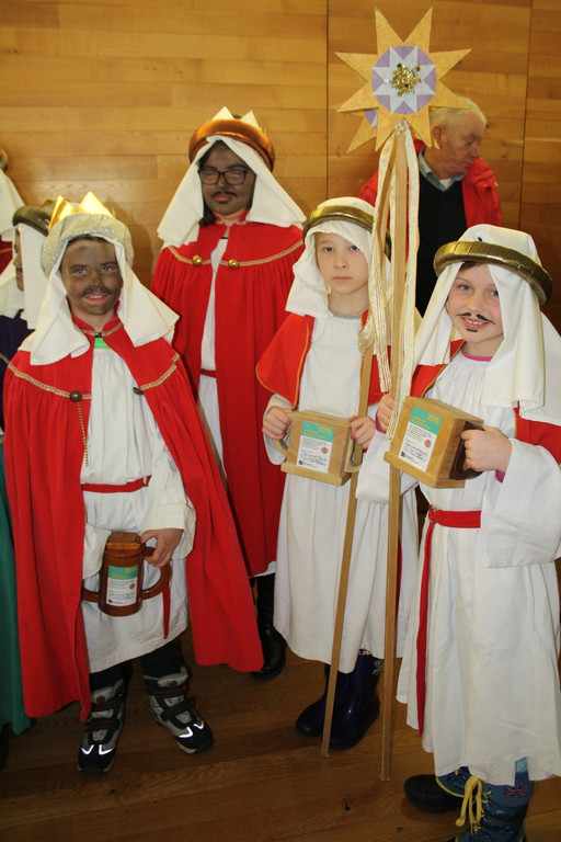 Sternsinger Aktion 03-01-2015 _3_.JPG