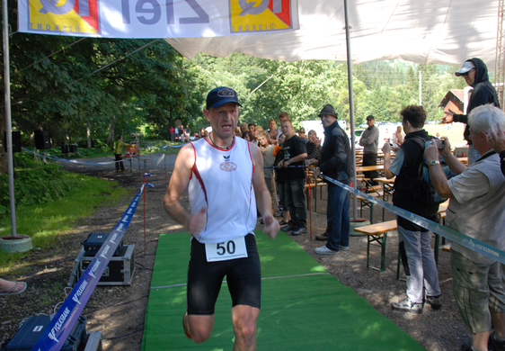 Widdersteinlauf 09 Ziel Schuster.JPG