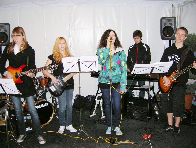 Puppen12atonart_jpg-1273567431