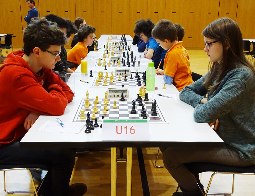 24 Saal U16 _.jpg