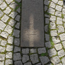 "Sonnenuhr" vor dem Dom 