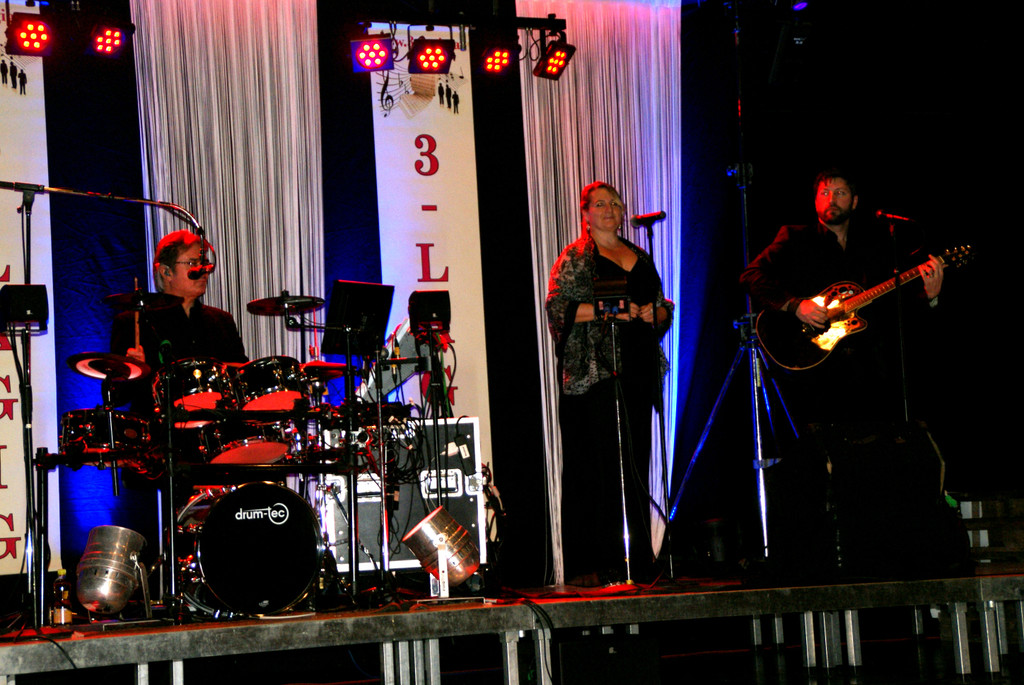 3-Lagig mit schwungvollen Kl__ngen.JPG