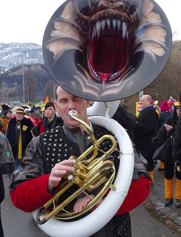 Umzug6b T__tscher.jpg