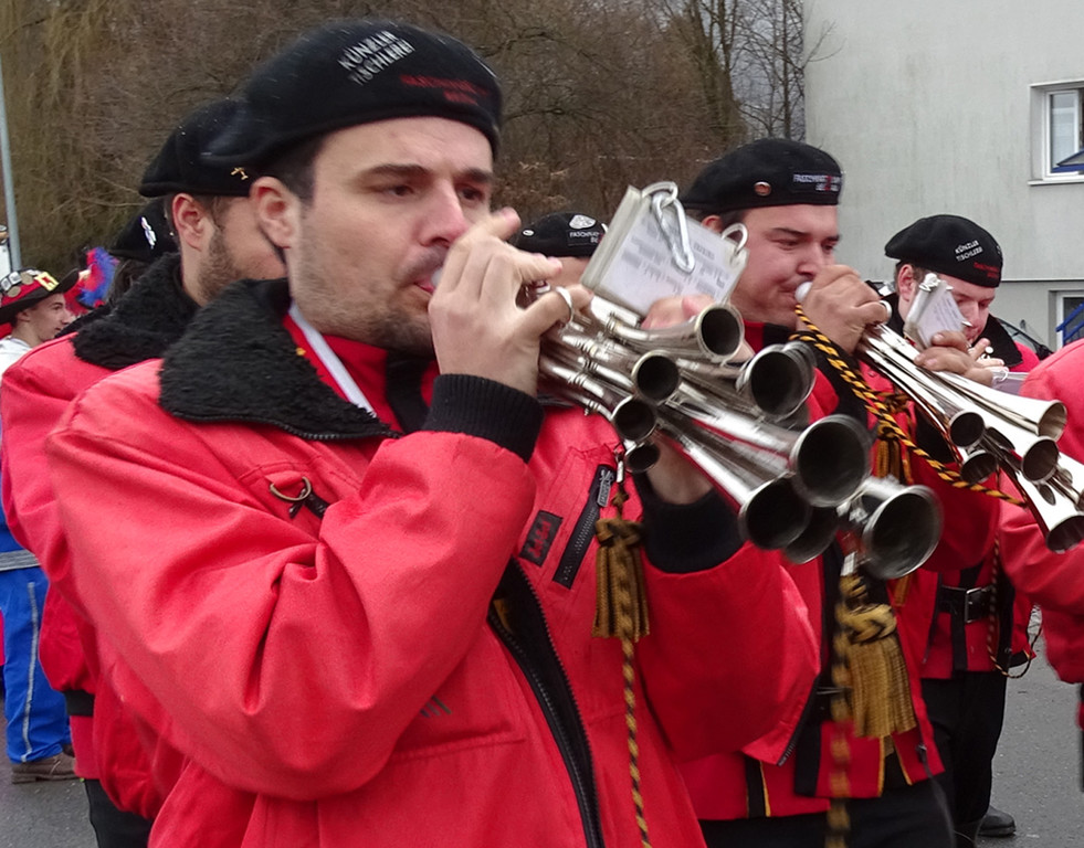 Umzug22a Bezauer Schalmeien _.jpg