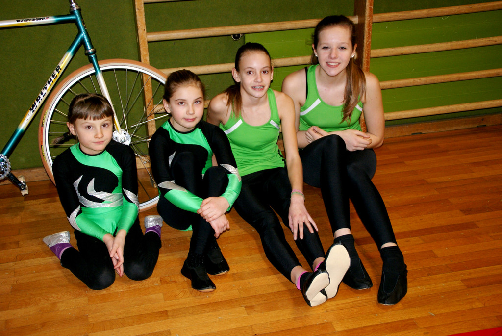 v_li_ Susanna_8__ Lina_9__ Lea_12__ Annika_14_.JPG