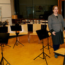 Martina Ender im Musikzimmer.JPG