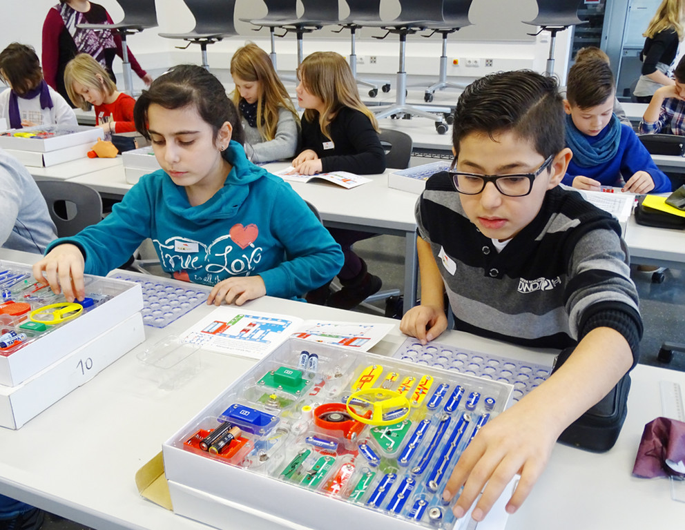 MS6b Physik _.jpg