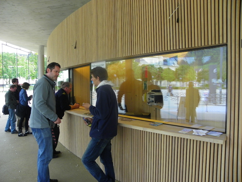 101_1149_jpg-1273641878