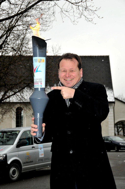 Olympisches_Feuer_in_Thueringen_002.JPG