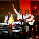 Die Muntermacher machten Stimmung.JPG