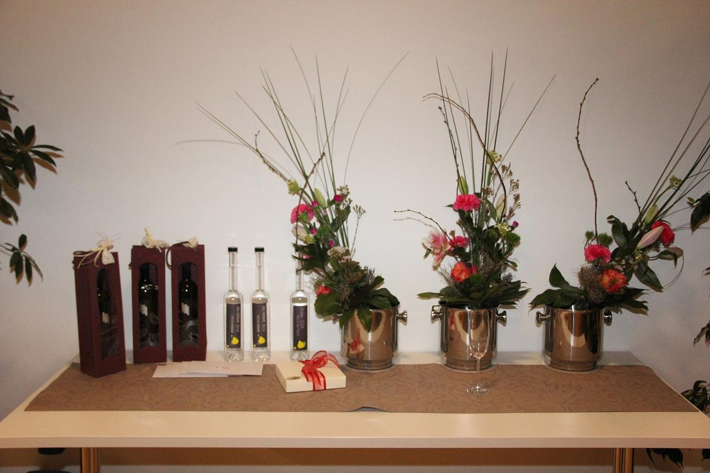 Blumentisch.JPG