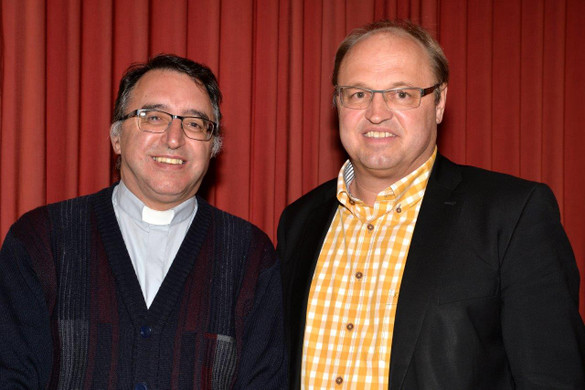 006 Pfarrer Werner Ludescher und Bgm_ Elmar Rhomberg.jpg