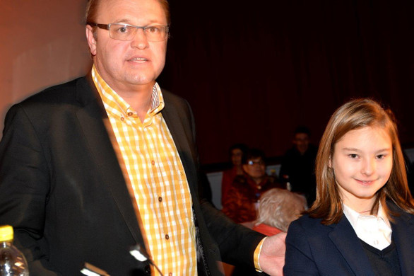 076 Bgm_ Elmar Rhomberg mit Tochter Teresa.jpg
