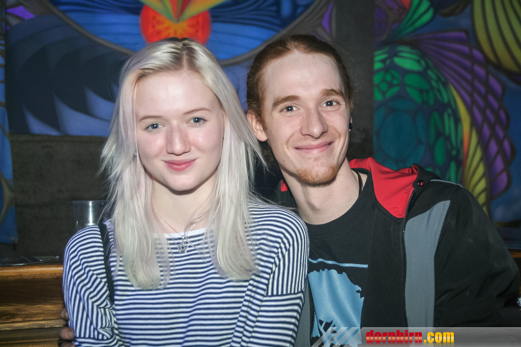 13945879.jpg