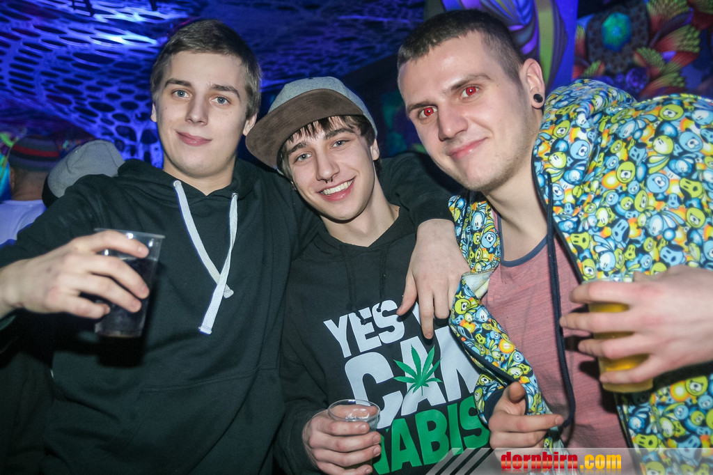 13945841.jpg
