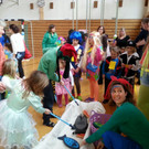 Kinderfasching Kunterbunt 2015 Fang mich.jpg