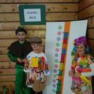 Kinderfasching Kunterbunt 2015 Stapel mich.jpg