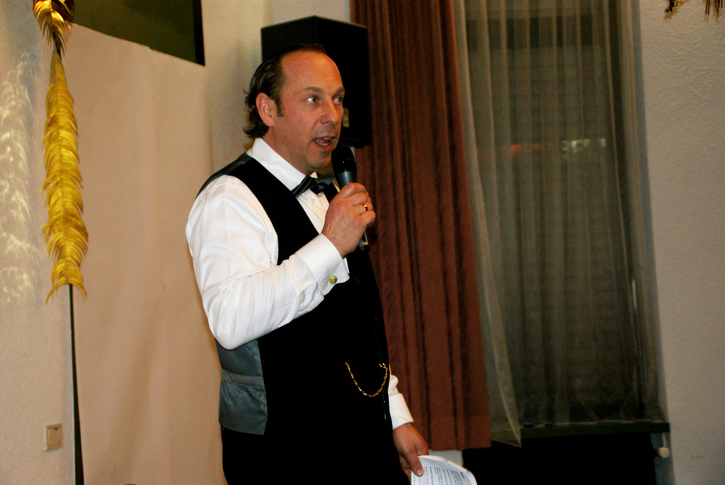 Berthold Dreher moderierte souver__n.JPG