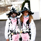 Malou und Lorina_ die Cowgirls.JPG