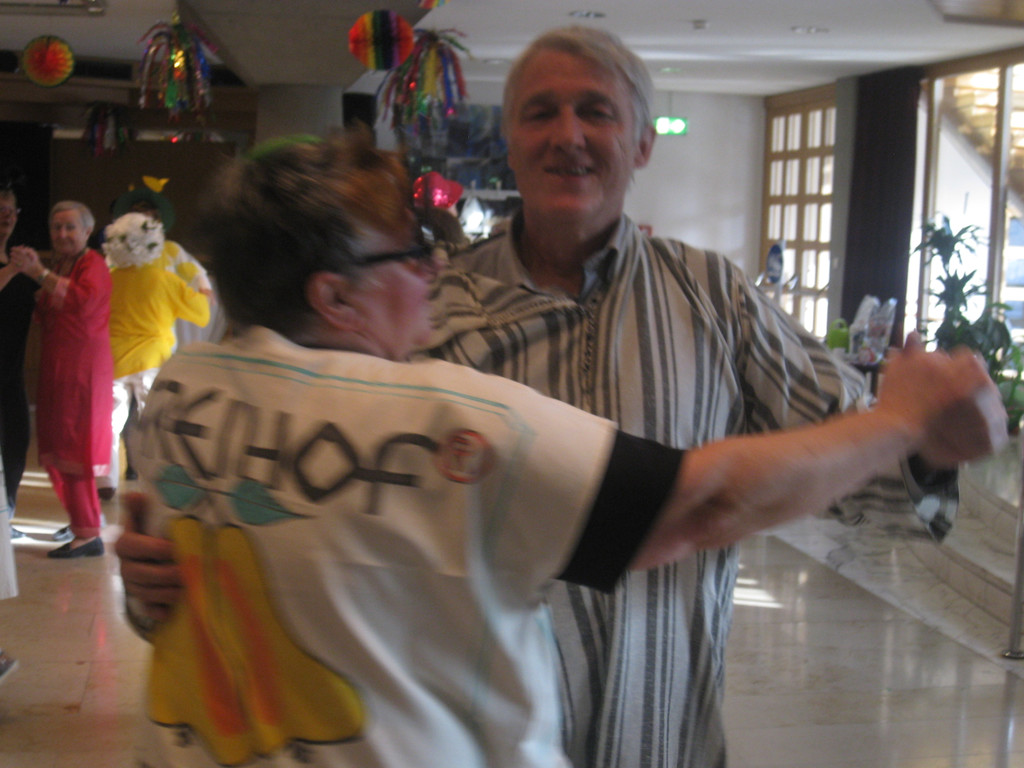 Kr__nzle  03_02_2015 Sparma__nahmen im Altersheim  _45_.JPG