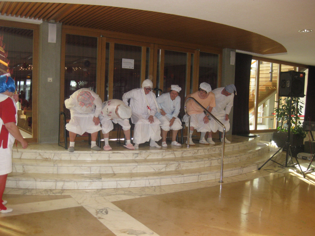 Kr__nzle  03_02_2015 Sparma__nahmen im Altersheim  _87_.JPG