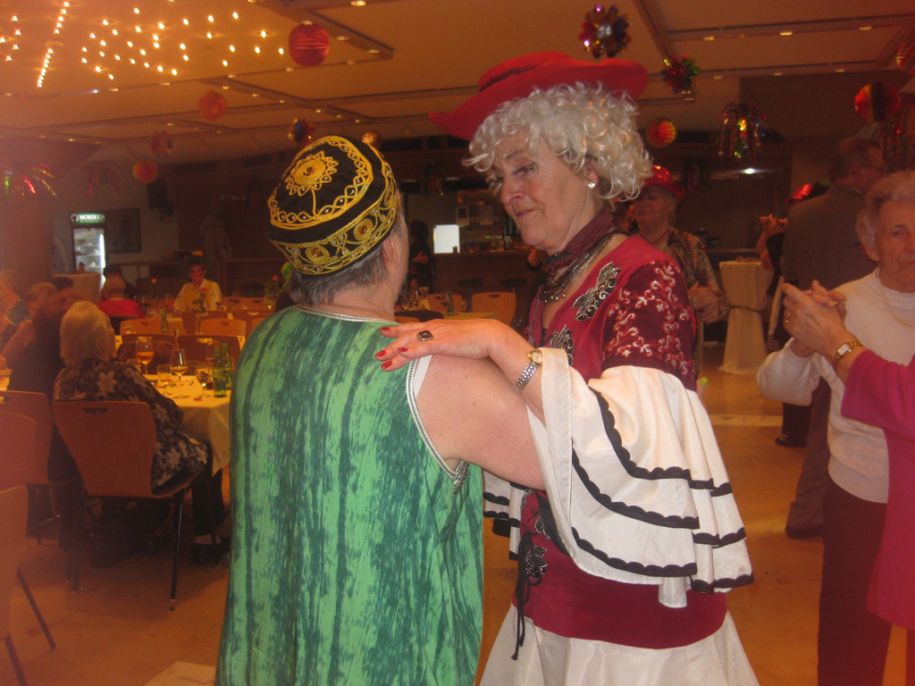 Kr__nzle  03_02_2015 Sparma__nahmen im Altersheim  _99_.JPG