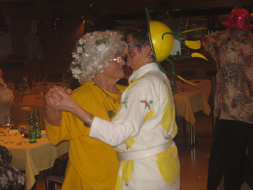 Kr__nzle  03_02_2015 Sparma__nahmen im Altersheim  _106_.JPG