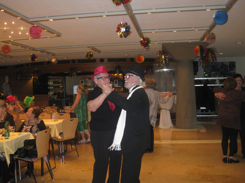 Kr__nzle  03_02_2015 Sparma__nahmen im Altersheim  _115_.JPG