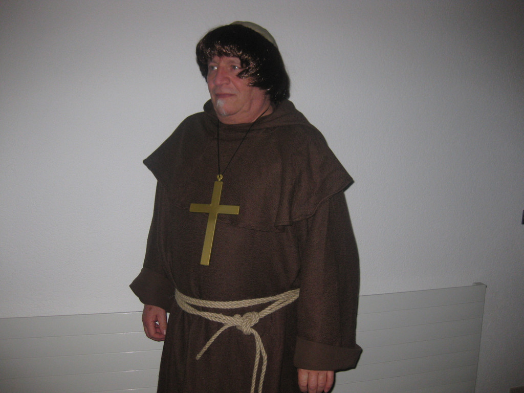 Kr__nzle 2015 Padre Ernesto _4_.JPG