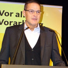 VP4 Bernhard.jpg