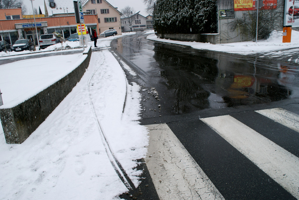 Mehr Sicherheit f__r Radfahrer und Fu__g__nger.JPG