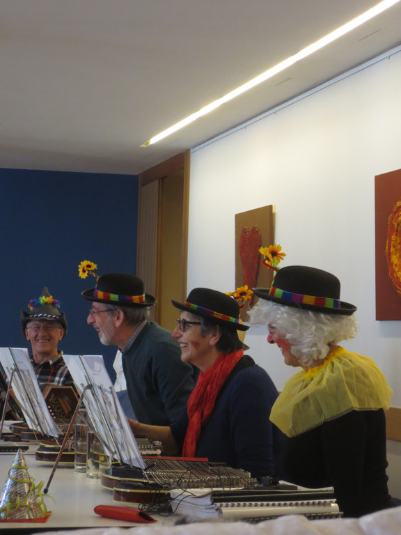 Musiknachmittag Zithergruppe Sp__tlese am 11_02_2015 015.JPG