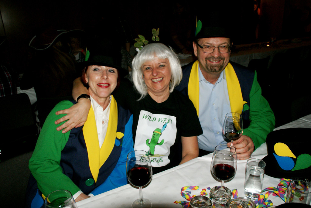 Rainer Siegele mit Gattin Sigrid und Wild West Kaktus Beate.JPG