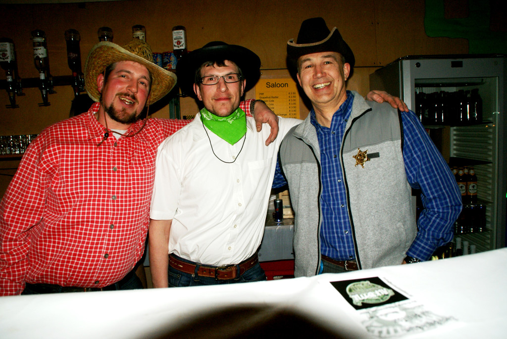 v_li_ Bernhard_ Christoph und Peter_ die Barmen.JPG