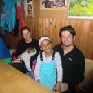 Drittplatzierte Sarah mit Tante u Co.JPG
