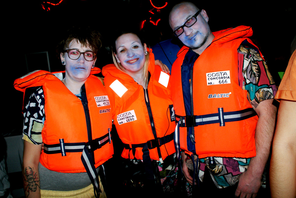 # Titelbild Eva_ Ulli und Clemens_ die Wasserleichen.JPG