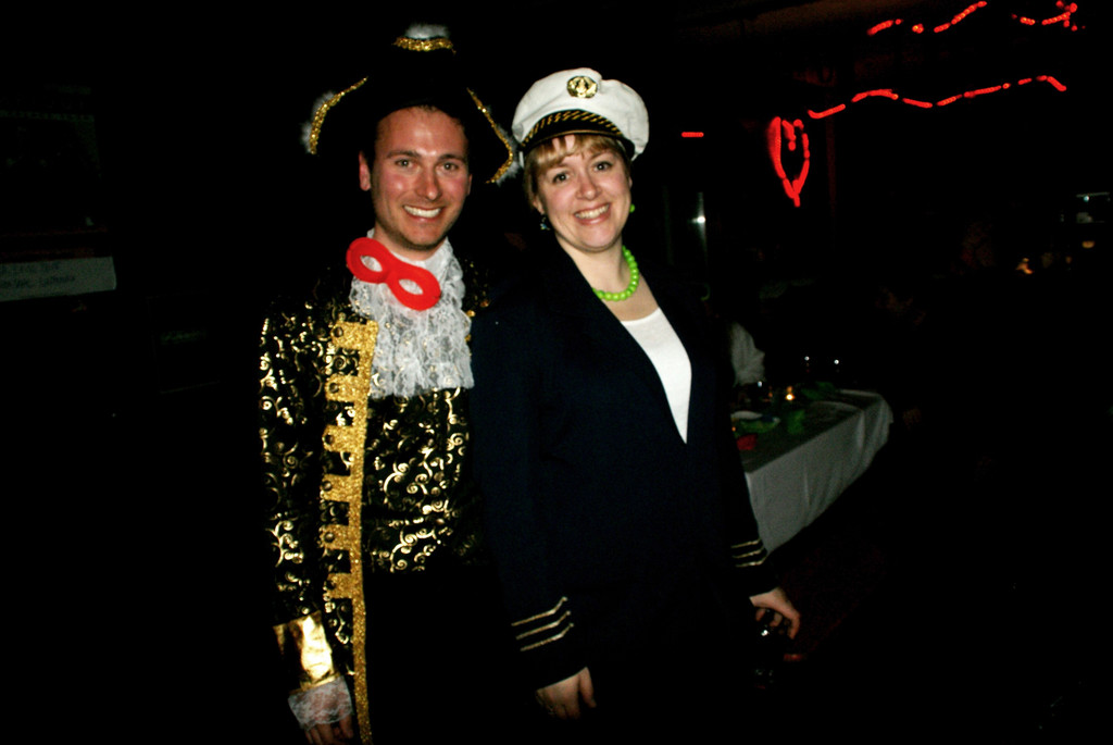 Christine mit Daniel dem Freibeuter.JPG