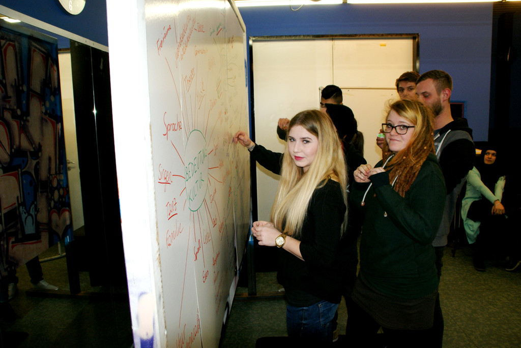 Wir schreiben unsere W__nsche auf_.JPG