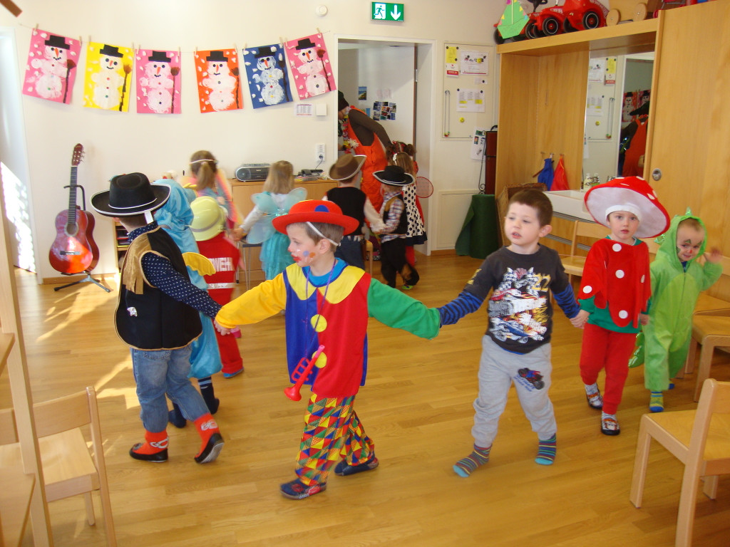 Fasching in der Spielgruppe 2015 _84_.JPG