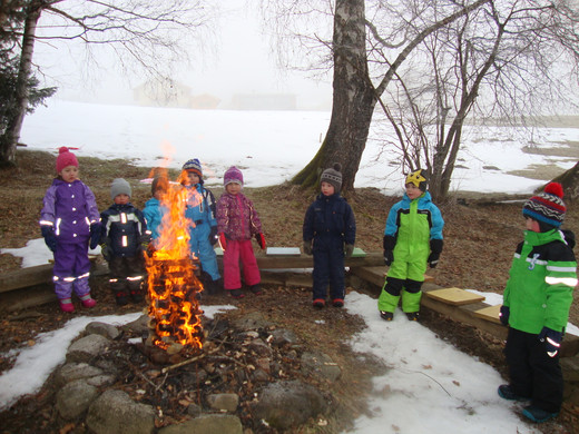Waldspielgruppe-Thema Funken 18_2 _6_.JPG