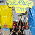 Mäschgerle und Meister beim Handwerkerumzug 