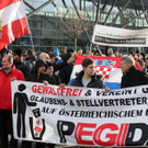Pegida-Kundgebung und Gegendemo in Linz