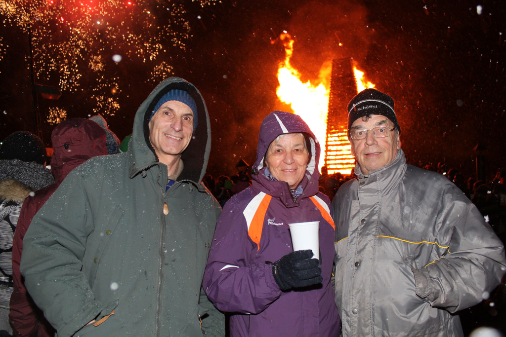 Severin_ Waltraud und Anton genie__en die spektakul__re Schau.JPG