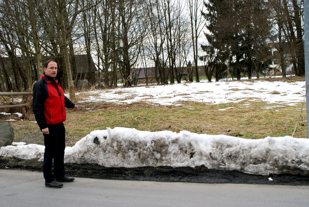 Hier entstehen die Autoparkpl__tze.JPG