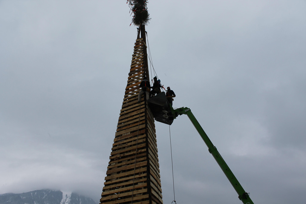 Funkenaufbau Samstag Sonntag 019.JPG