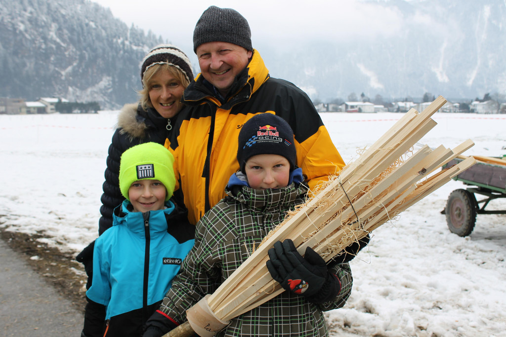 Funkenaufbau Samstag Sonntag 026.JPG