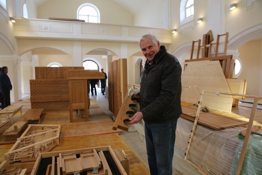 KOE-Kirche Gisingen Start Orgelaufbau 2.jpg